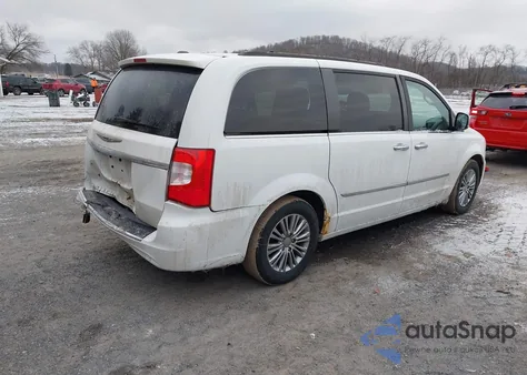 2014 Chrysler Town & Country Touring-L z USA, uszkodzony, nr VIN 2C4RC1CG5ER454707